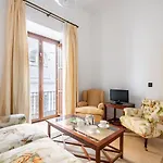Komodo Sierpes: Bright & Classy Central Apartment