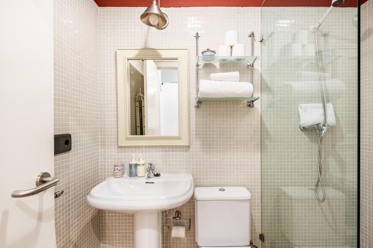 Komodo Sierpes: Bright & Classy Appartement *