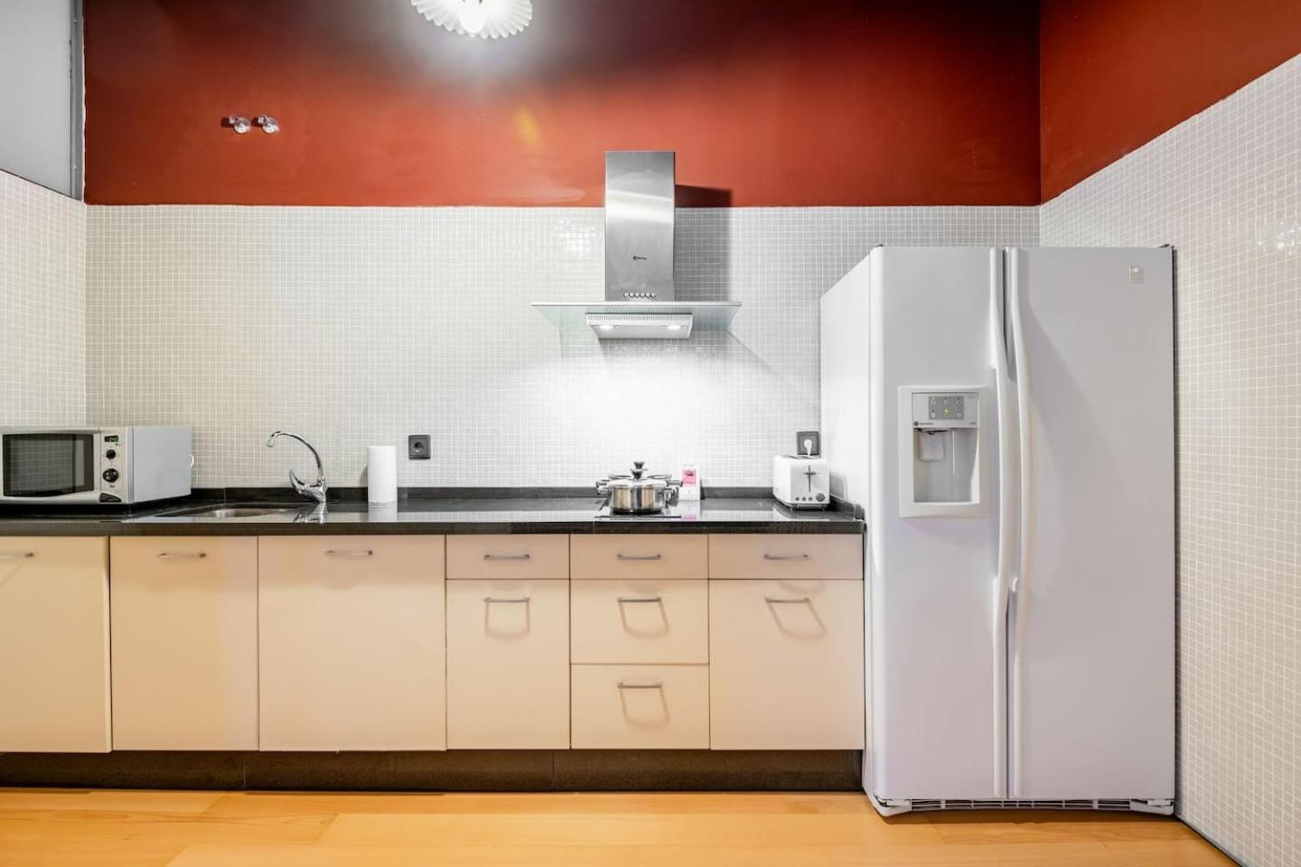 Komodo Sierpes: Bright & Classy Appartement Séville